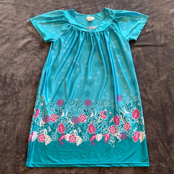 Lati Fashion Other - Nightgown